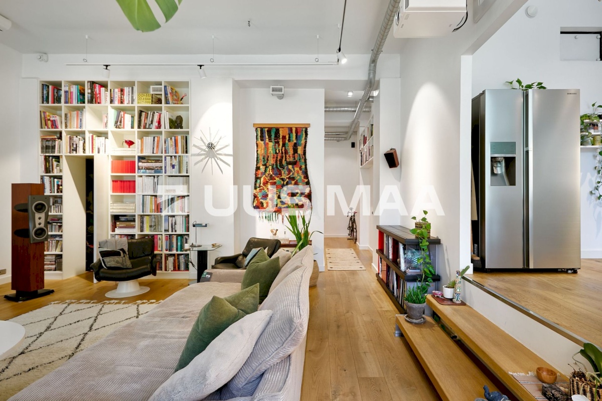 Tallinn, Kesklinna linnaosa, F. R. Kreutzwaldi 10