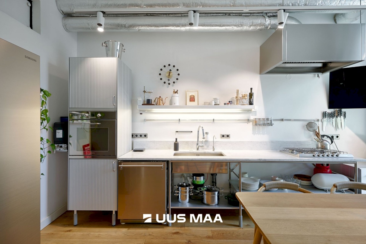 Tallinn, Kesklinna linnaosa, F. R. Kreutzwaldi 10