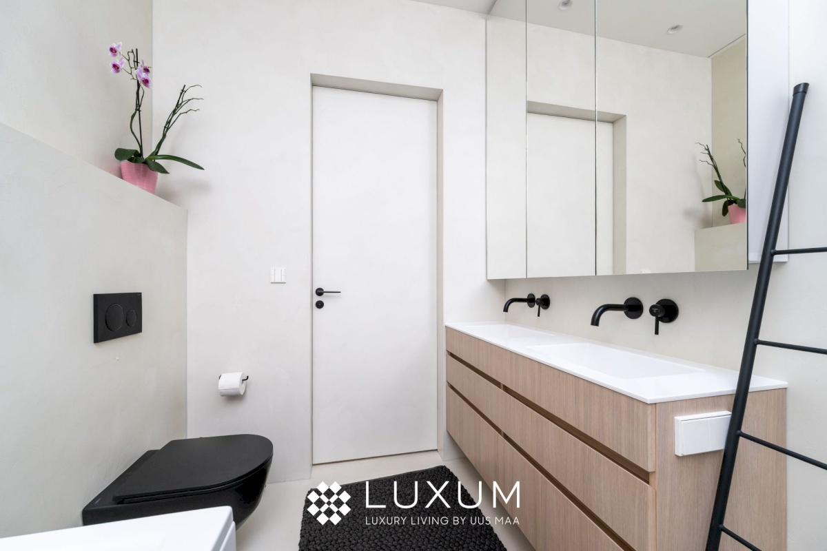 Tallinn, Pirita linnaosa, Piipheina tee 9