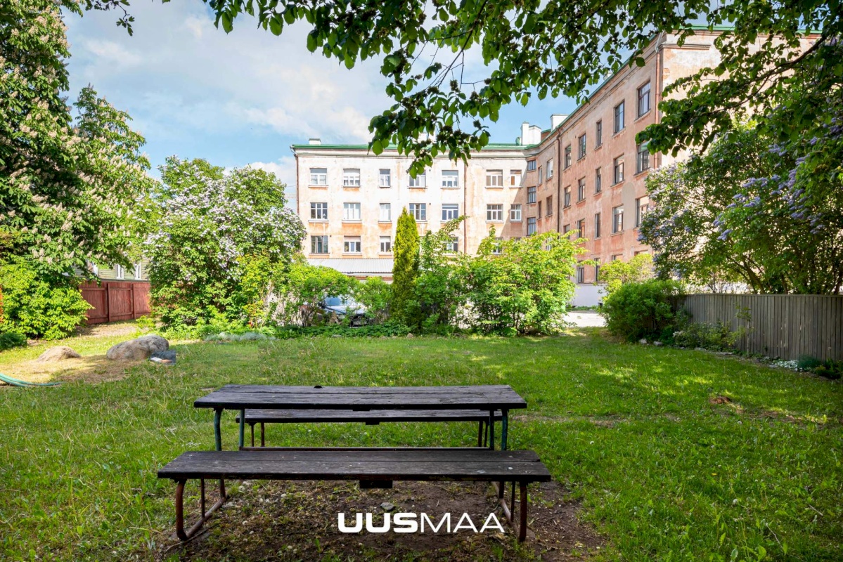 Tallinn, Põhja-Tallinna linnaosa, Kalamaja, Tõllu tn 7