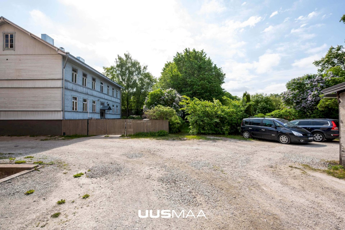 Tallinn, Põhja-Tallinna linnaosa, Kalamaja, Tõllu tn 7