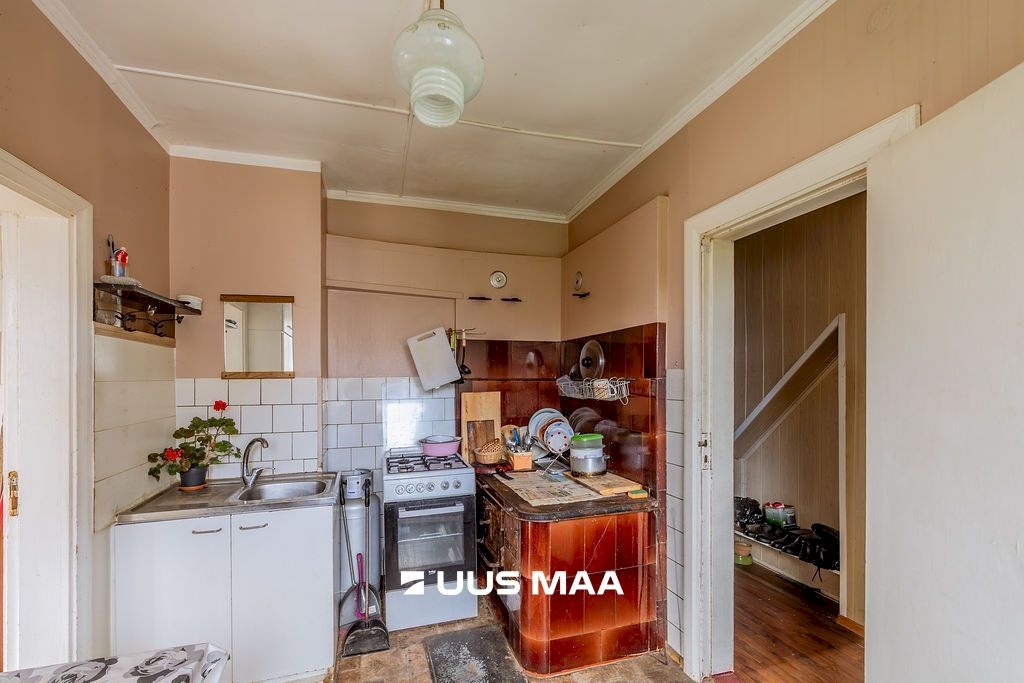 Võru linn, Väike 8