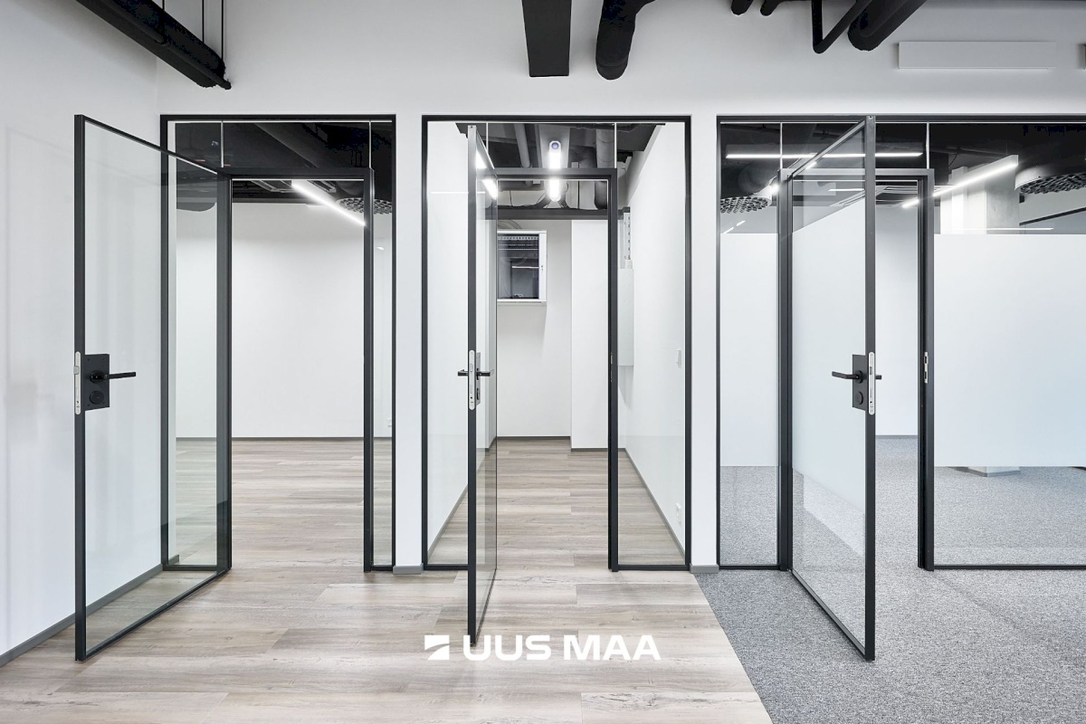 Tallinn, Kesklinna linnaosa, Kitseküla, Pärnu mnt 137