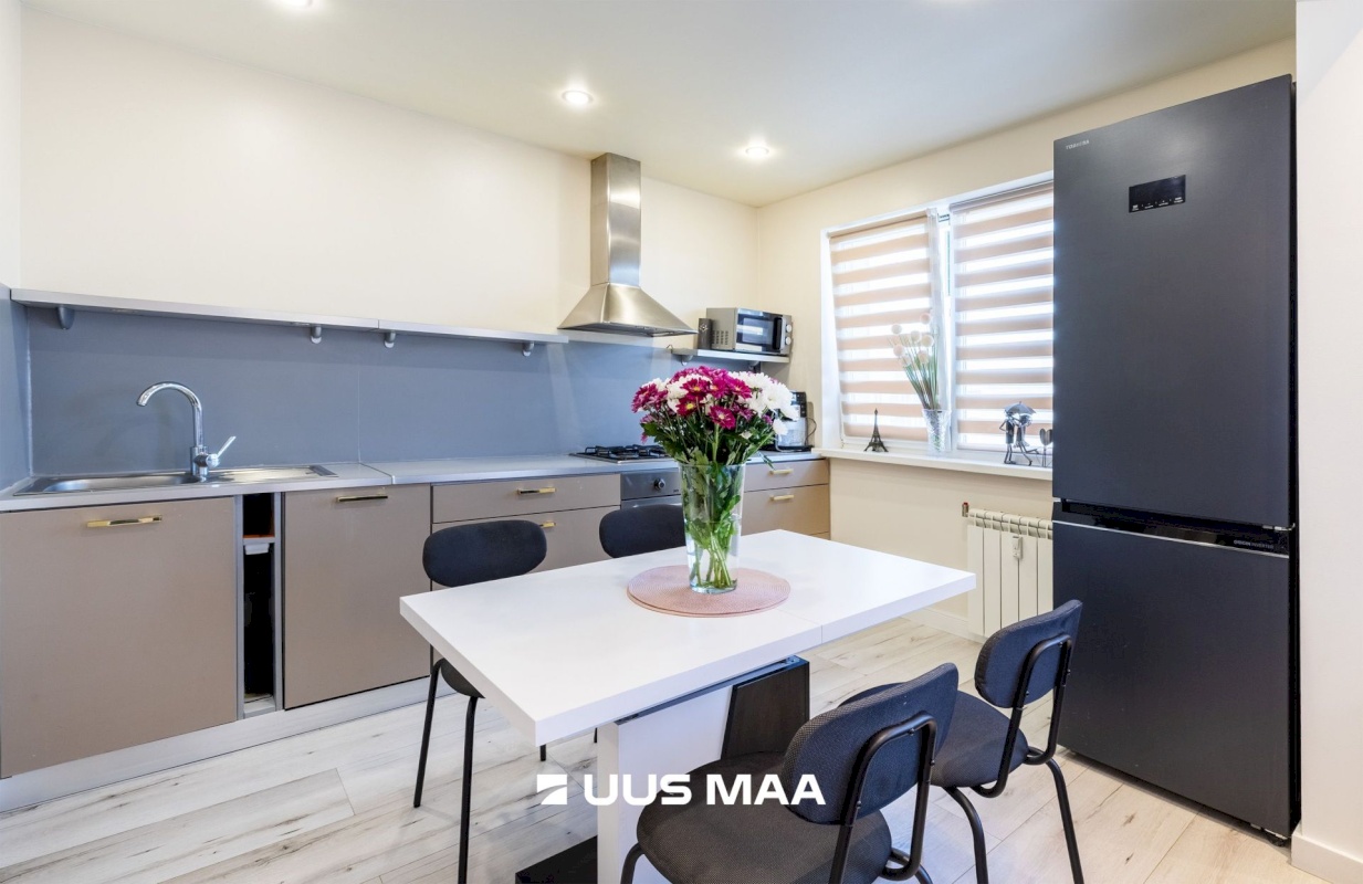 Tallinn, Mustamäe linnaosa, Sütiste 43