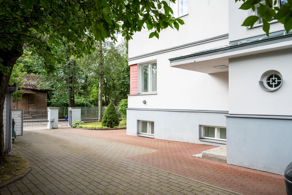 Tallinn, Kesklinna linnaosa, Kadriorg, F. J. Wiedemanni 13