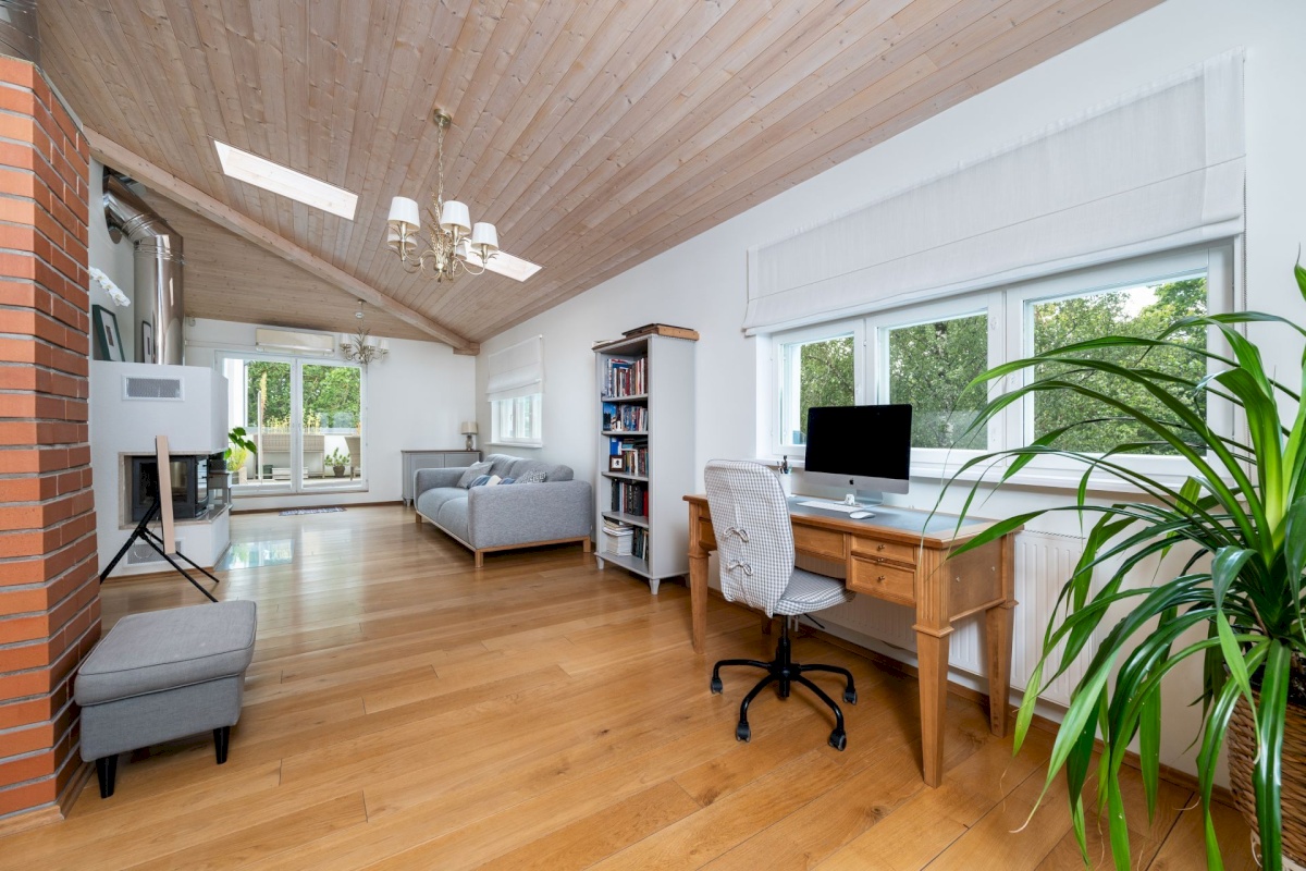 Tallinn, Kesklinna linnaosa, Kadriorg, F. J. Wiedemanni 13