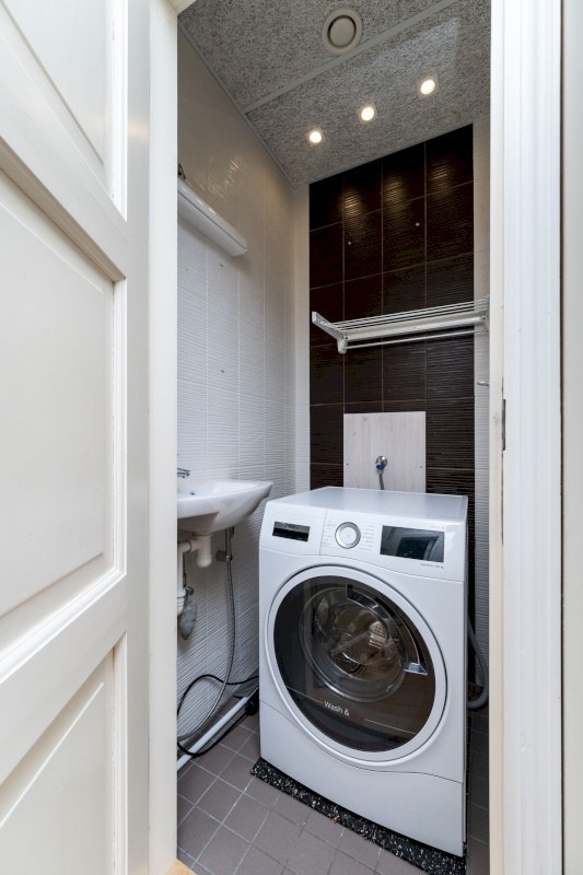 Tallinn, Kesklinna linnaosa, Kadriorg, F. J. Wiedemanni 13