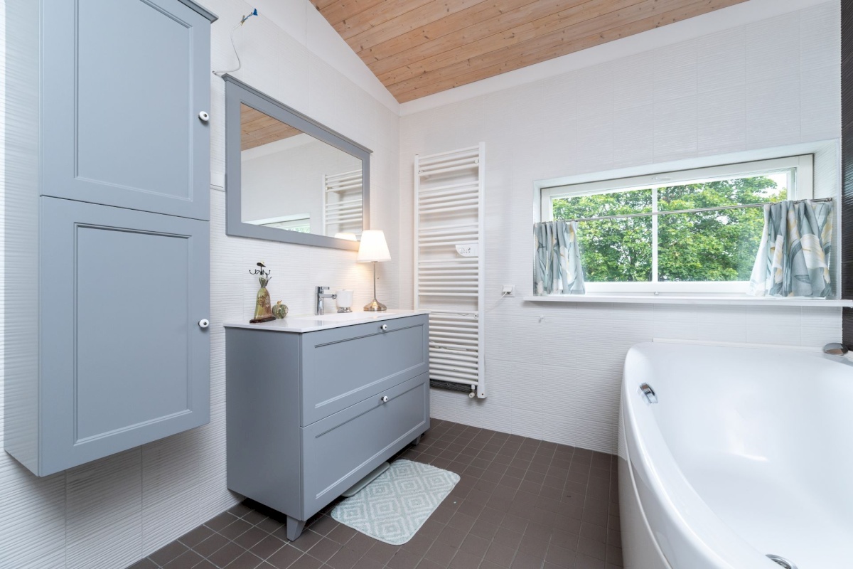 Tallinn, Kesklinna linnaosa, Kadriorg, F. J. Wiedemanni 13