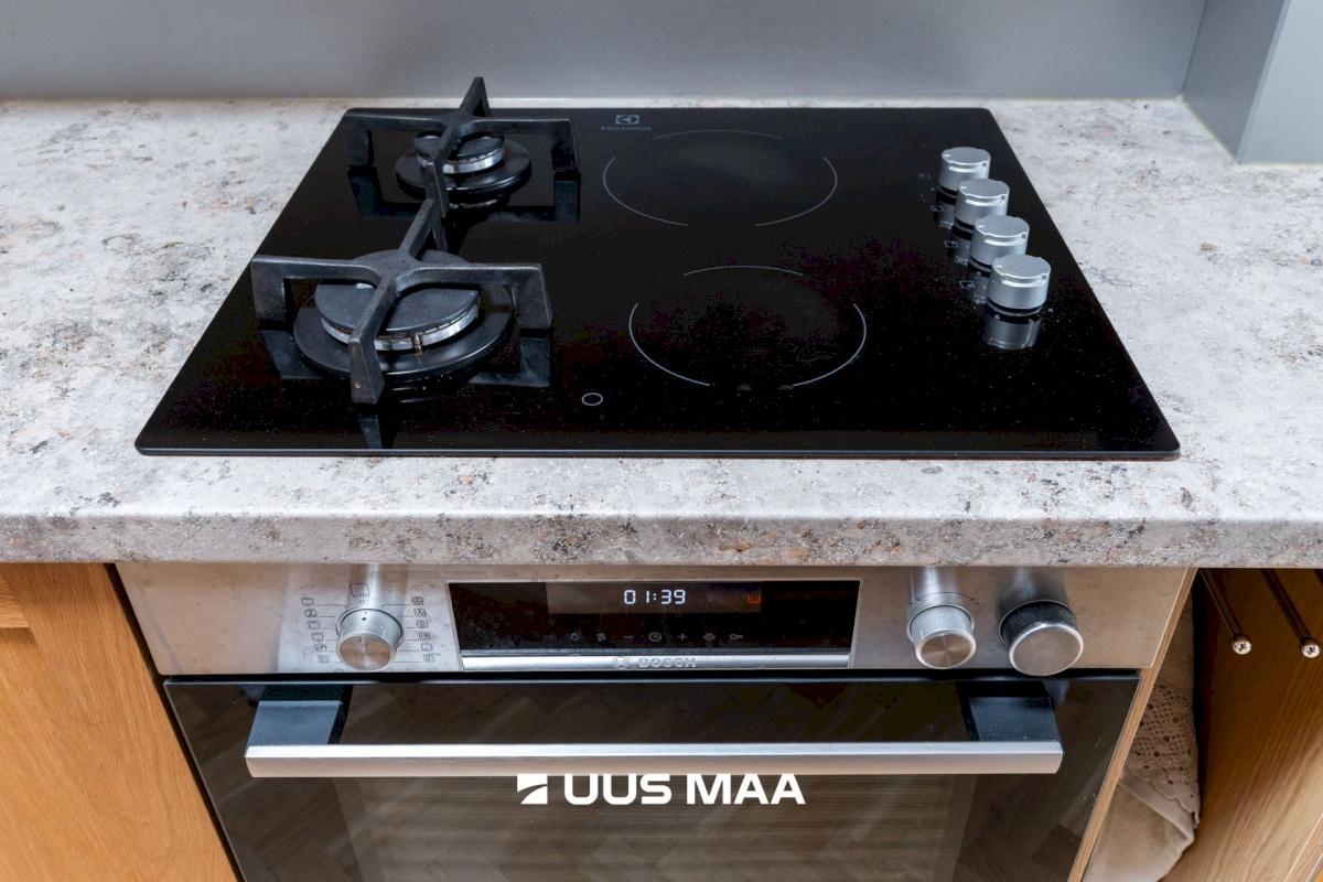 Tallinn, Kesklinna linnaosa, Kadriorg, F. J. Wiedemanni 13