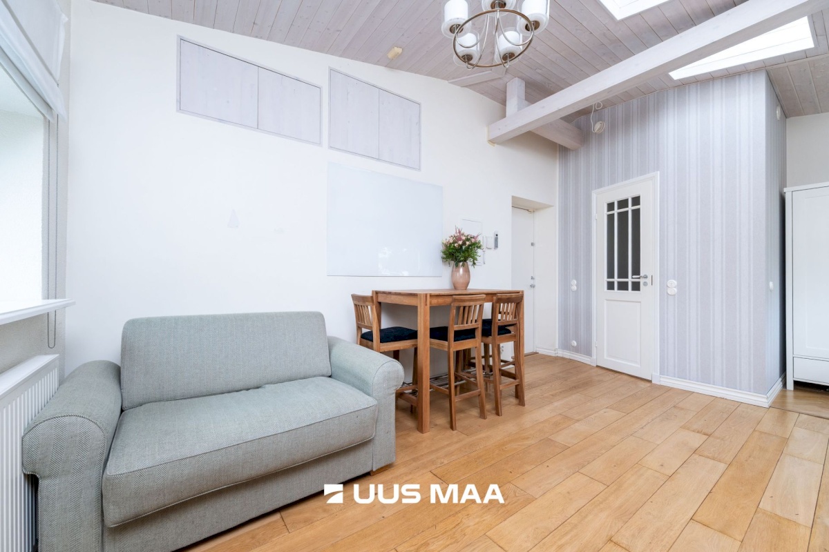 Tallinn, Kesklinna linnaosa, Kadriorg, F. J. Wiedemanni 13