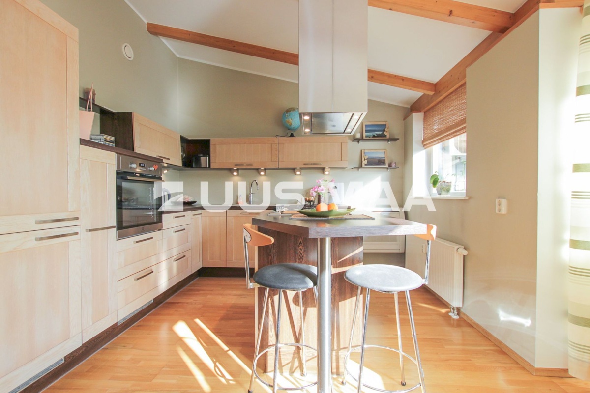 Pärnu linn, Pärnu linn, Rannarajoon, Side tn 2a