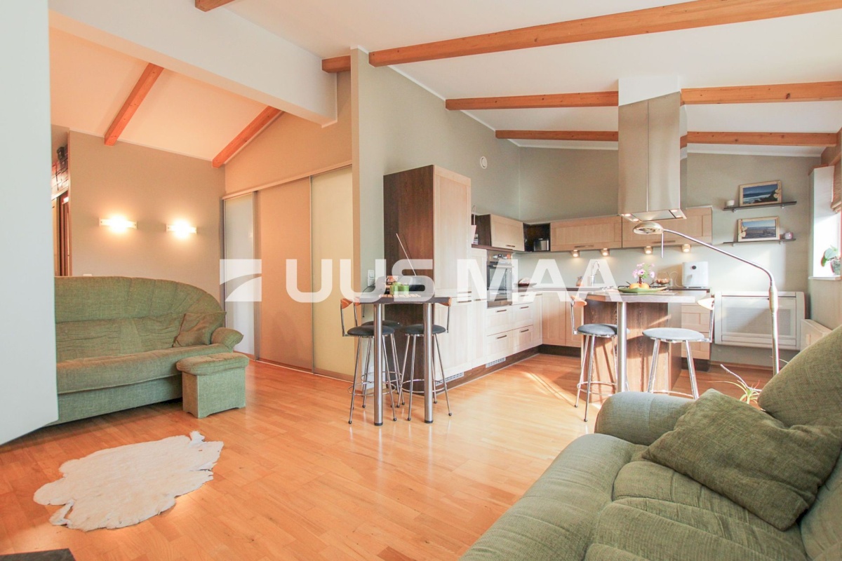 Pärnu linn, Pärnu linn, Kesklinn, Side tn 2a