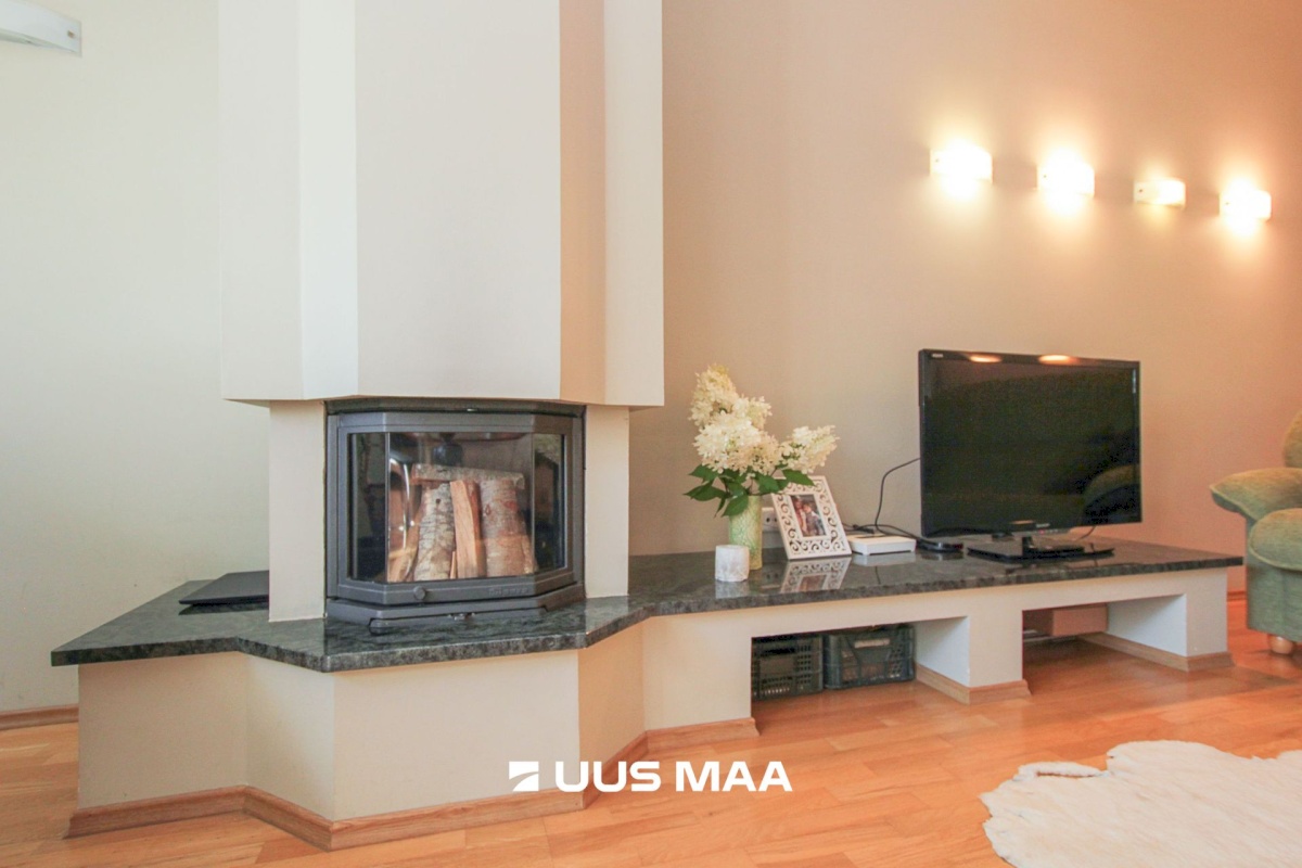 Pärnu linn, Pärnu linn, Kesklinn, Side tn 2a