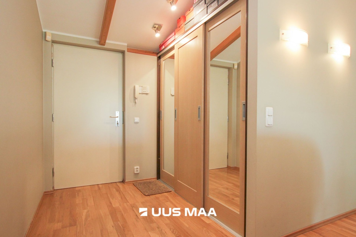 Pärnu linn, Pärnu linn, Kesklinn, Side tn 2a