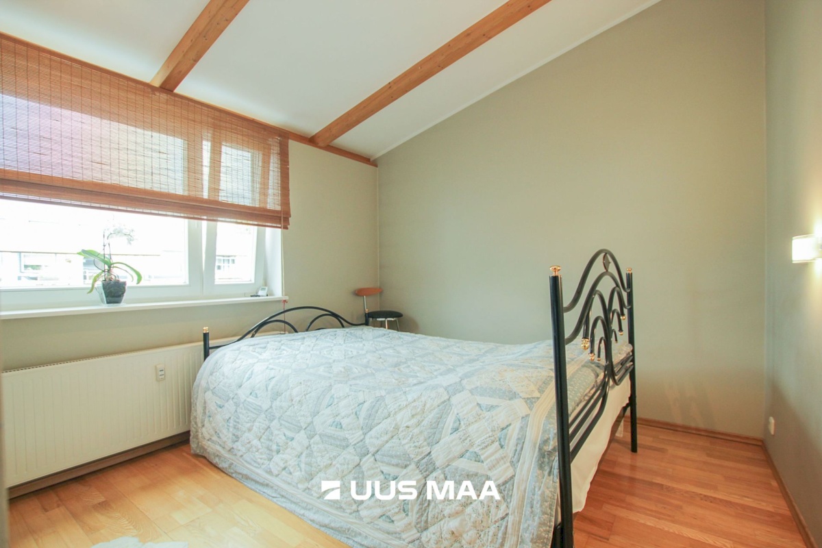 Pärnu linn, Pärnu linn, Kesklinn, Side tn 2a