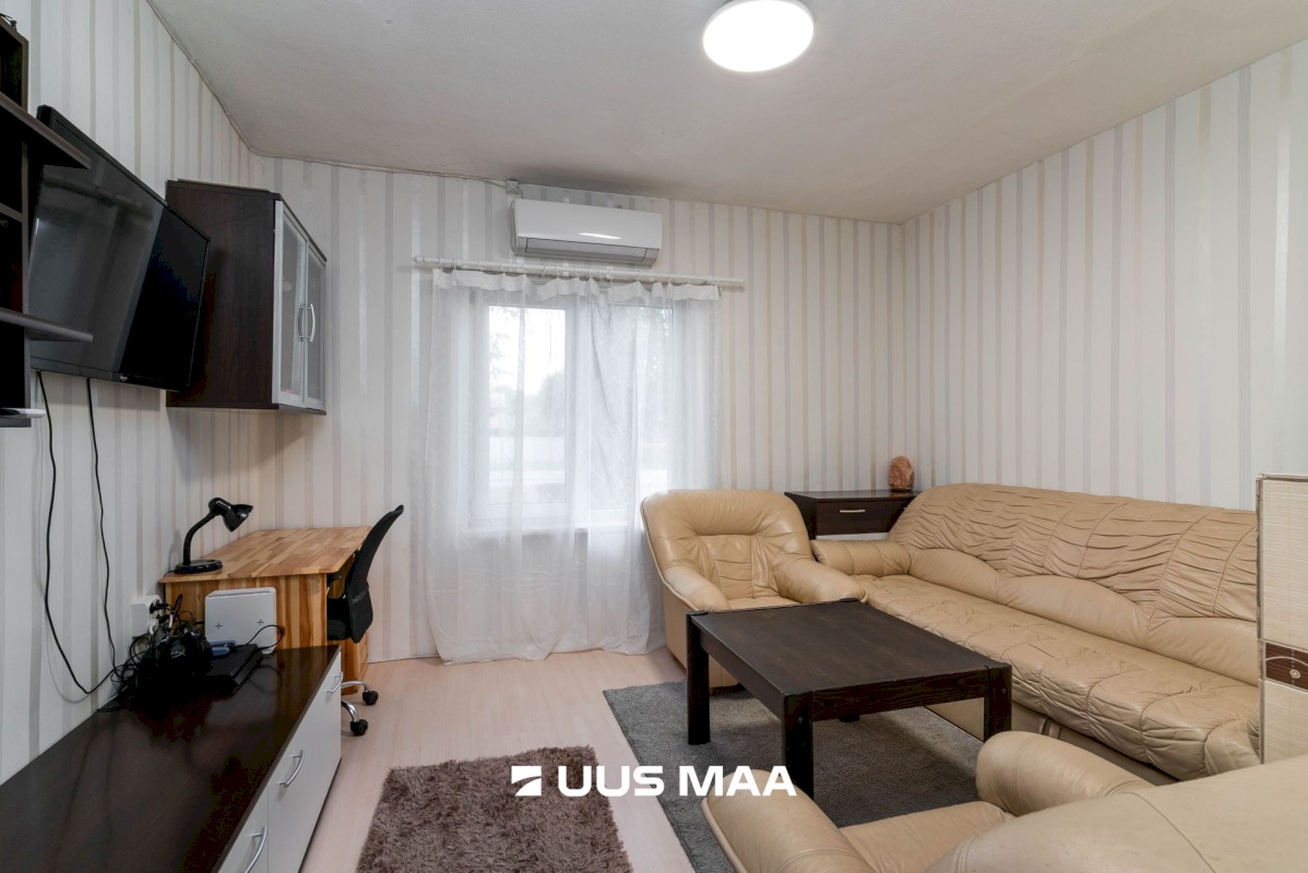 Viljandi linn, Uueveski, Lembitu 2