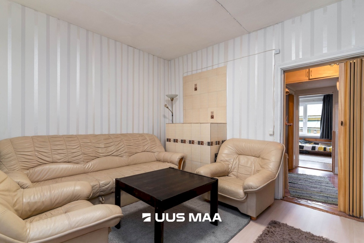 Viljandi linn, Uueveski, Lembitu 2