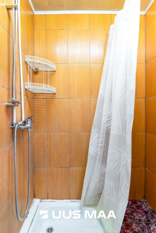 Viljandi linn, Uueveski, Lembitu 2