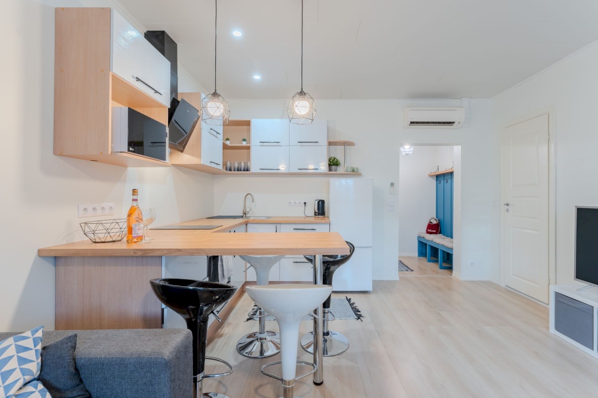 Pärnu linn, Pärnu linn, Kesklinn, Riia mnt 50