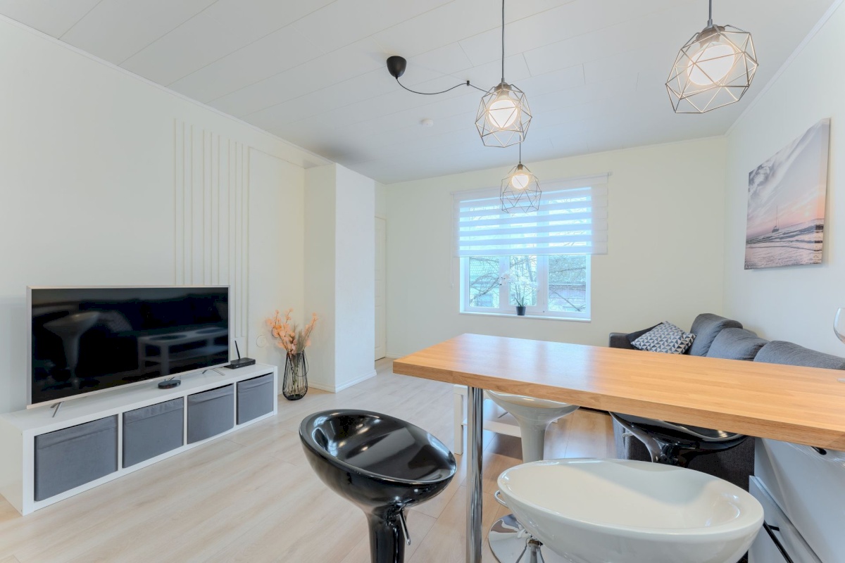 Pärnu linn, Pärnu linn, Kesklinn, Riia mnt 50