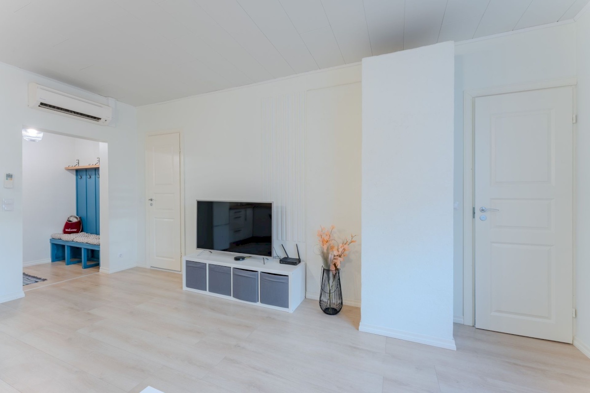 Pärnu linn, Pärnu linn, Kesklinn, Riia mnt 50