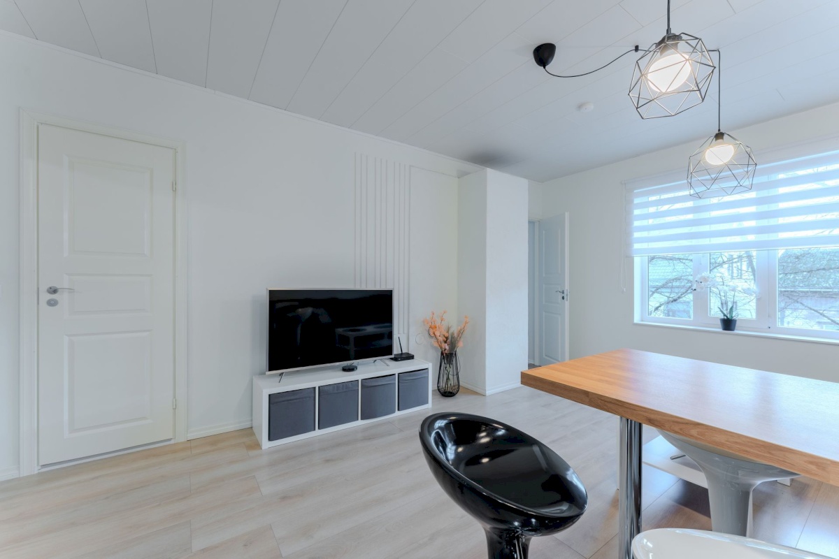 Pärnu linn, Pärnu linn, Kesklinn, Riia mnt 50