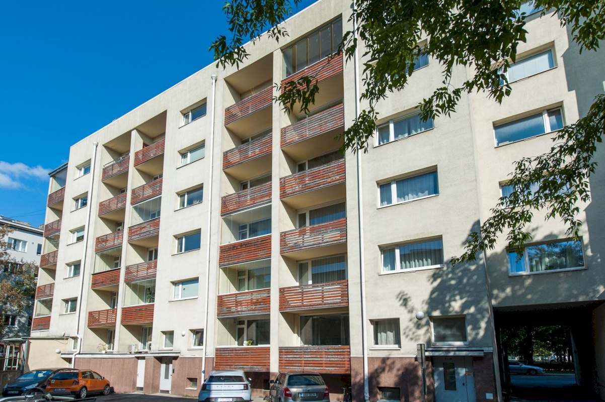 Tallinn, Kesklinna linnaosa, Torupilli, J. Kunderi tn 8