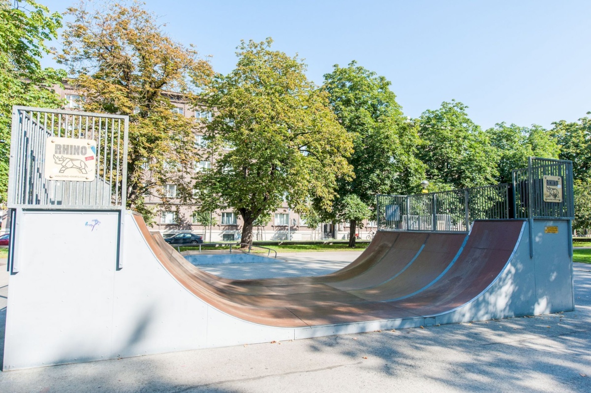 Tallinn, Kesklinna linnaosa, Torupilli, J. Kunderi tn 8