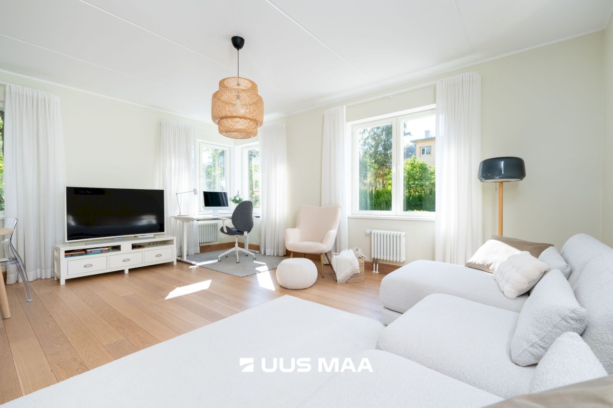 Tallinn, Kesklinna linnaosa, Uus Maailm, Koidu 100