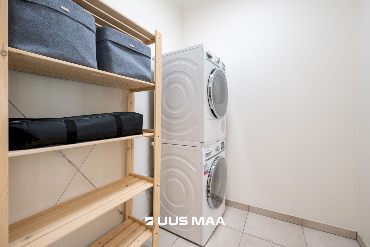 Tallinn, Kesklinna linnaosa, Uus Maailm, Koidu 100