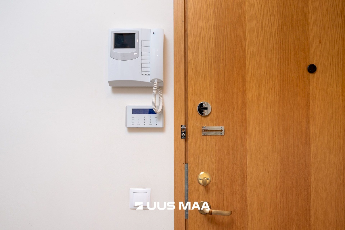 Tallinn, Kesklinna linnaosa, Uus Maailm, Koidu 100