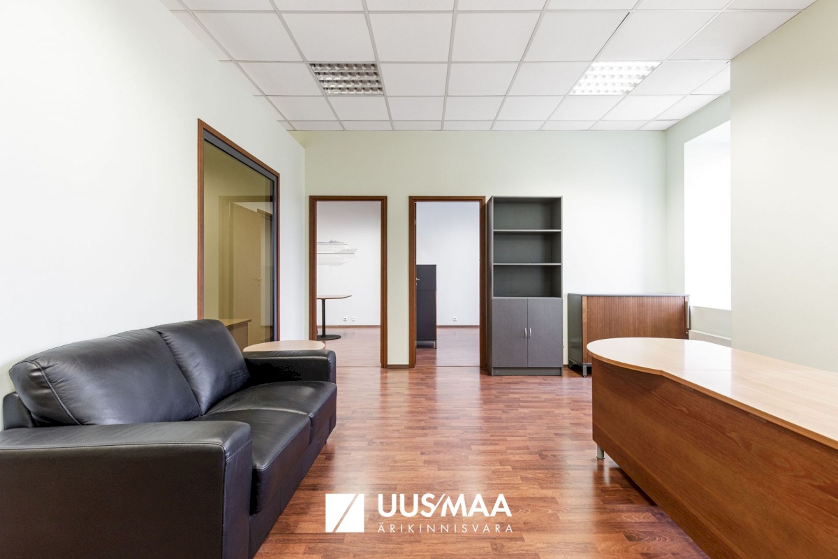 Tallinn, Kesklinna linnaosa, Sadama, Narva mnt 13