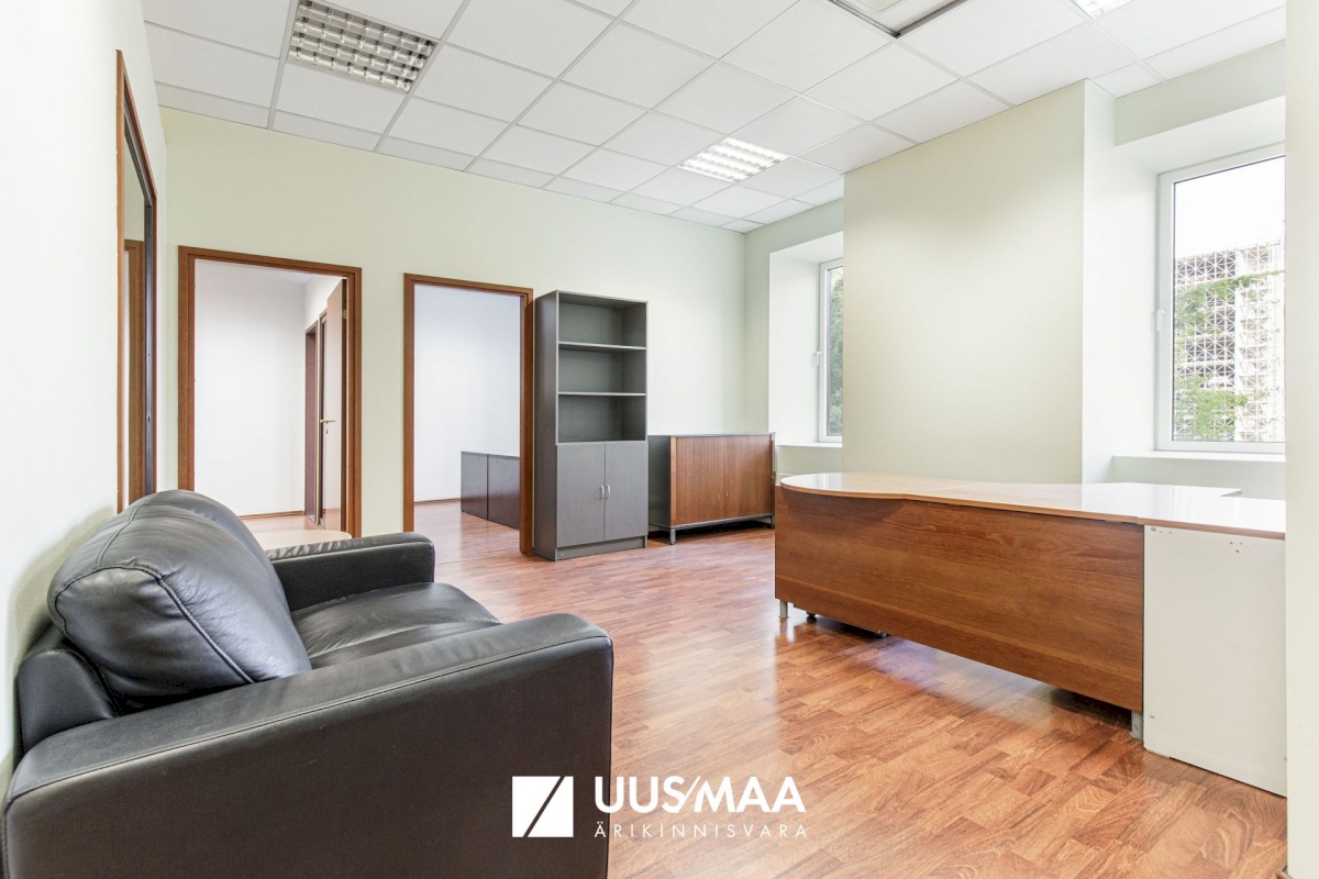 Tallinn, Kesklinna linnaosa, Sadama, Narva mnt 13