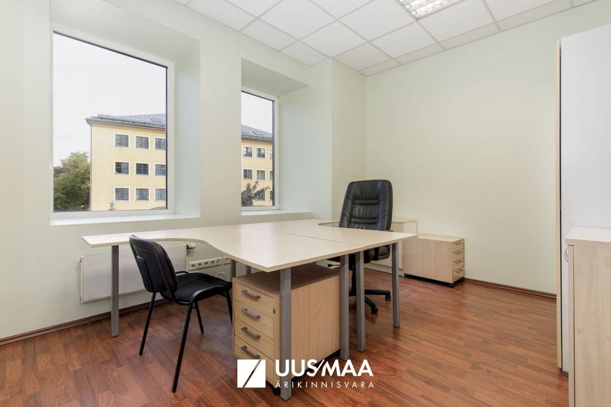 Tallinn, Kesklinna linnaosa, Sadama, Narva mnt 13