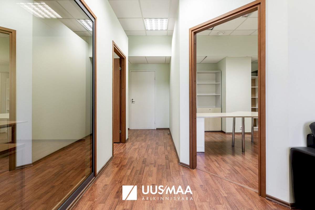 Tallinn, Kesklinna linnaosa, Sadama, Narva mnt 13