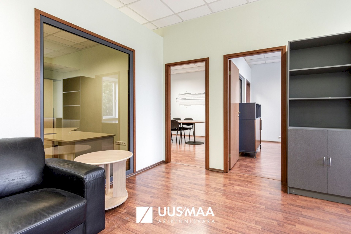 Tallinn, Kesklinna linnaosa, Sadama, Narva mnt 13