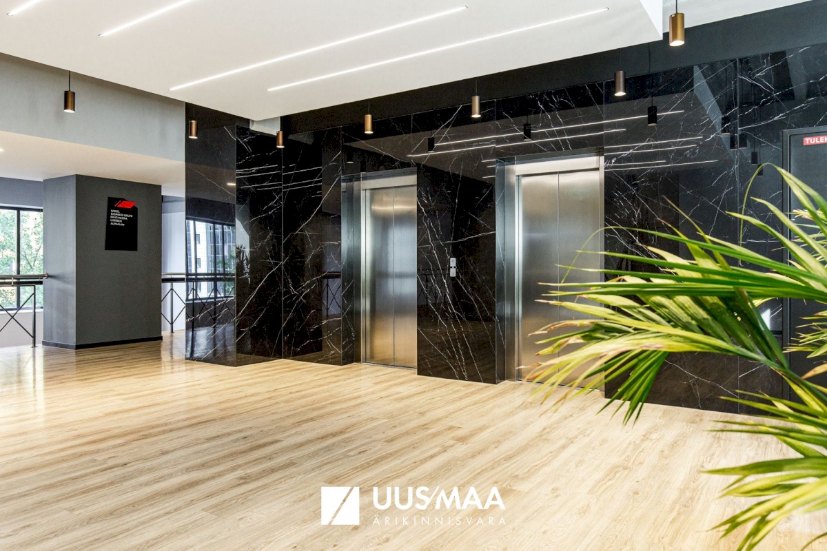 Tallinn, Kesklinna linnaosa, Sadama, Narva mnt 13