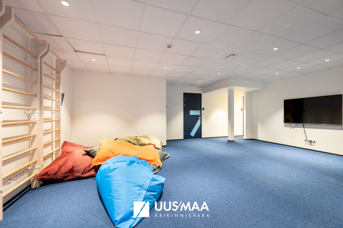 Tallinn, Kesklinna linnaosa, Sadama, Uus-Sadama 21