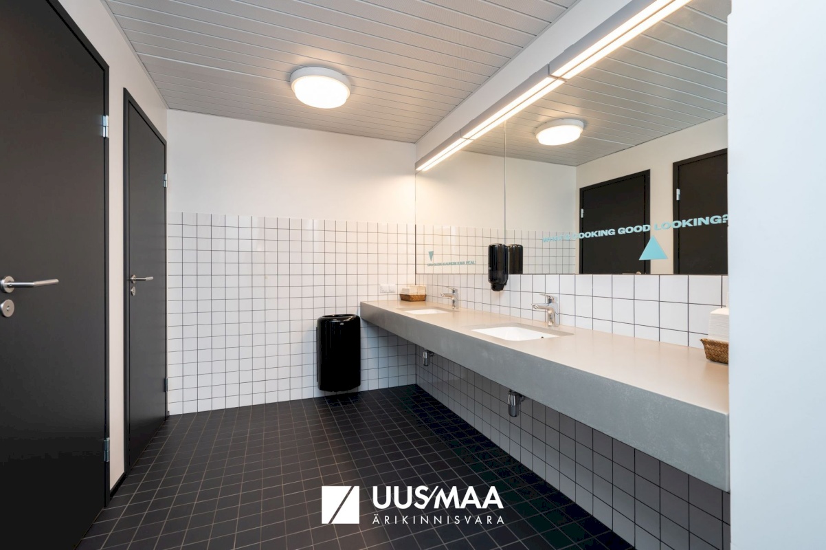 Tallinn, Kesklinna linnaosa, Sadama, Uus-Sadama 21