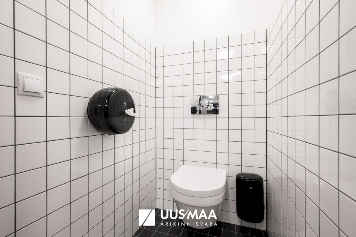 Tallinn, Kesklinna linnaosa, Sadama, Uus-Sadama 21