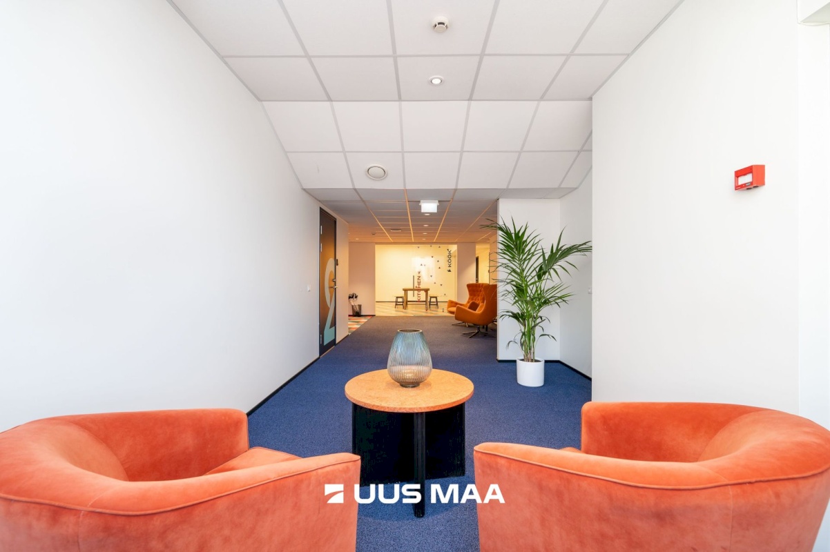 Tallinn, Kesklinna linnaosa, Sadama, Uus-Sadama 21