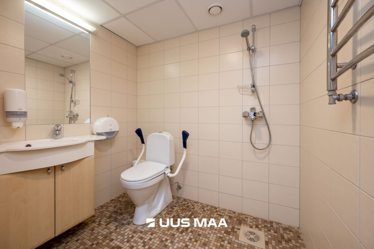 Tallinn, Kesklinna linnaosa, Sadama, Uus-Sadama 21