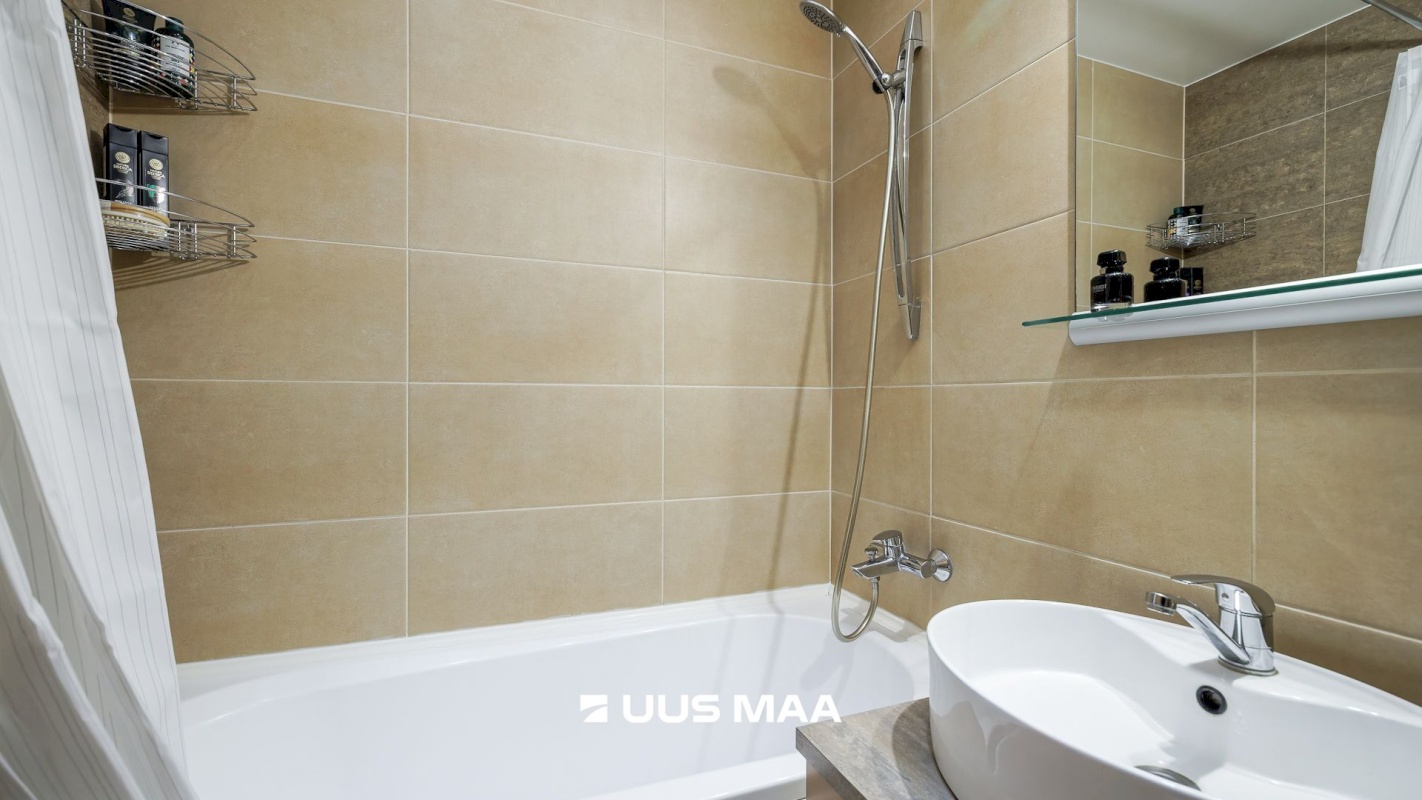 Tallinn, Kesklinna linnaosa, Uus Maailm, Virmalise 5a