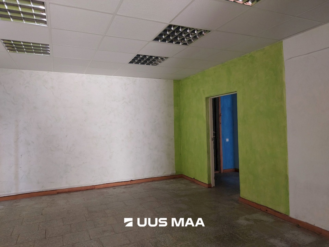 Mulgi vald, Abja-Paluoja linn, Pärnu mnt 22