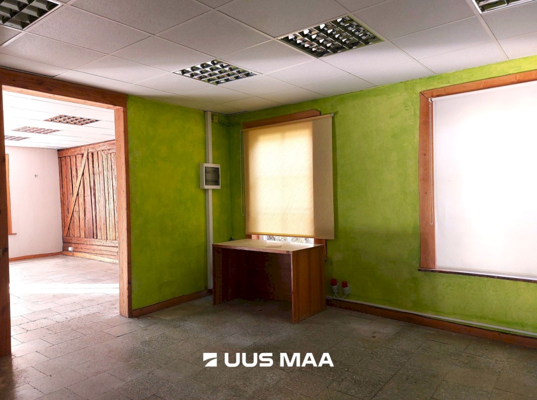 Mulgi vald, Abja-Paluoja linn, Pärnu mnt 22