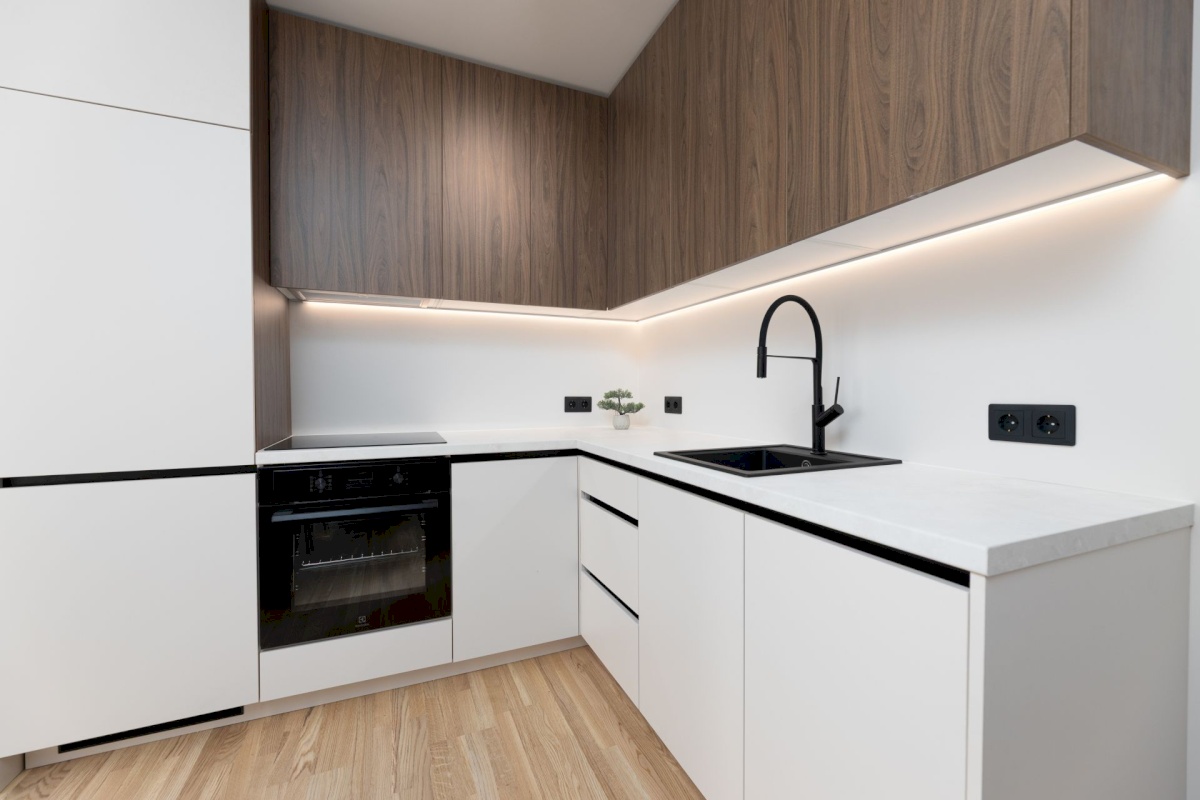 Tallinn, Mustamäe linnaosa, Keskuse 12