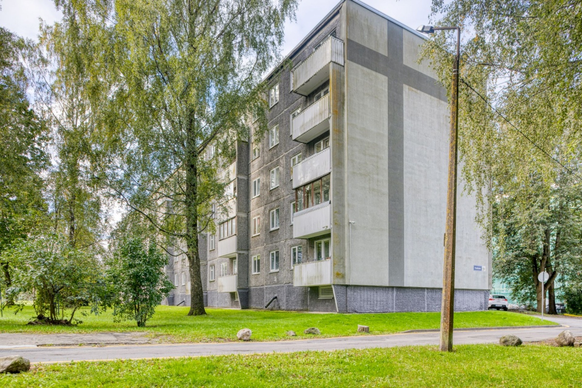 Tallinn, Mustamäe linnaosa, Keskuse 12