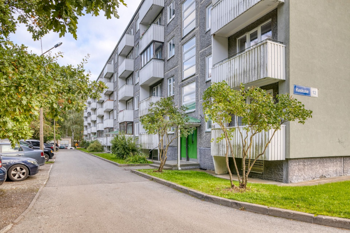 Tallinn, Mustamäe linnaosa, Keskuse 12