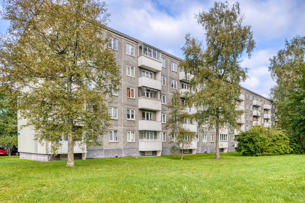 Tallinn, Mustamäe linnaosa, Keskuse 12