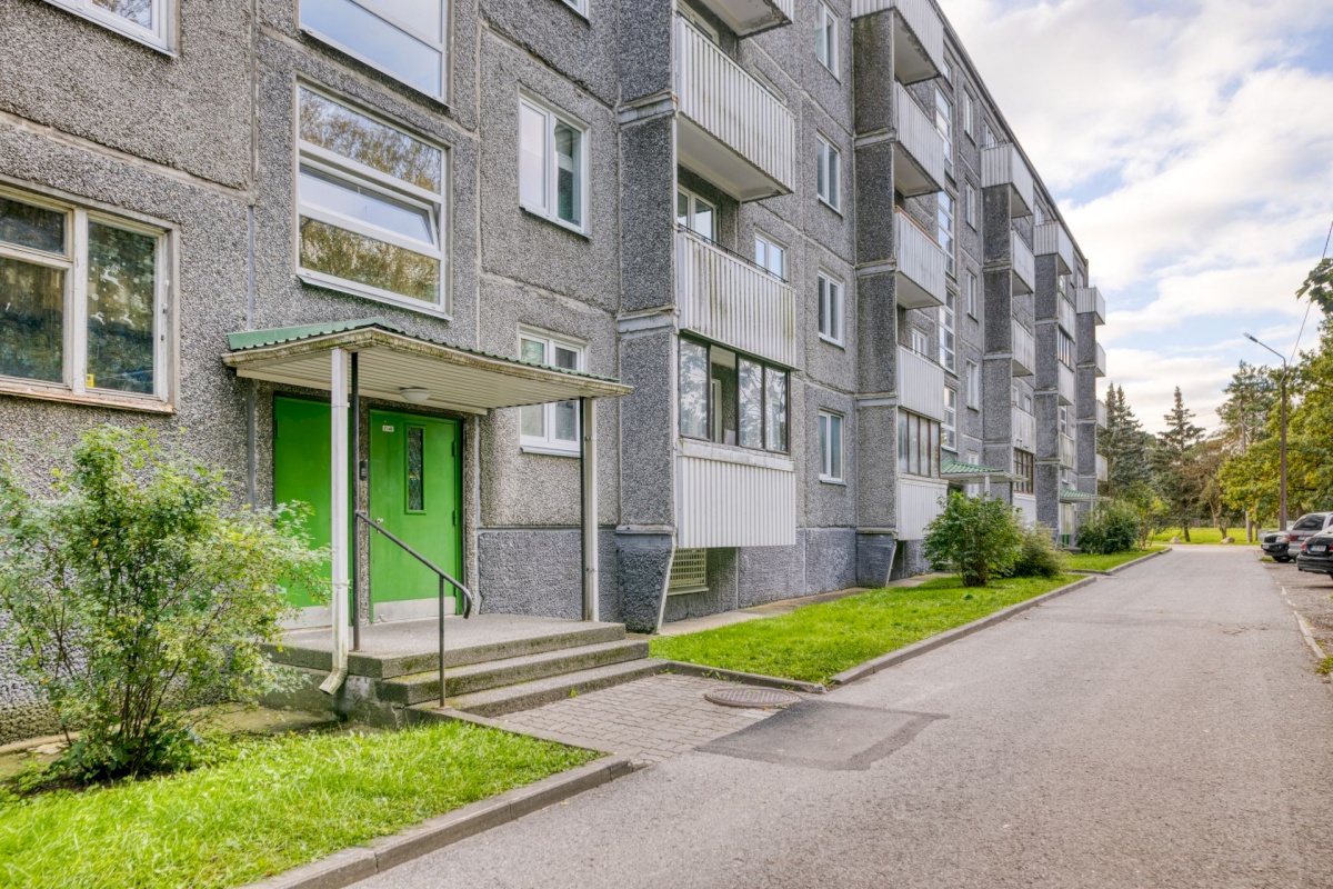 Tallinn, Mustamäe linnaosa, Keskuse 12